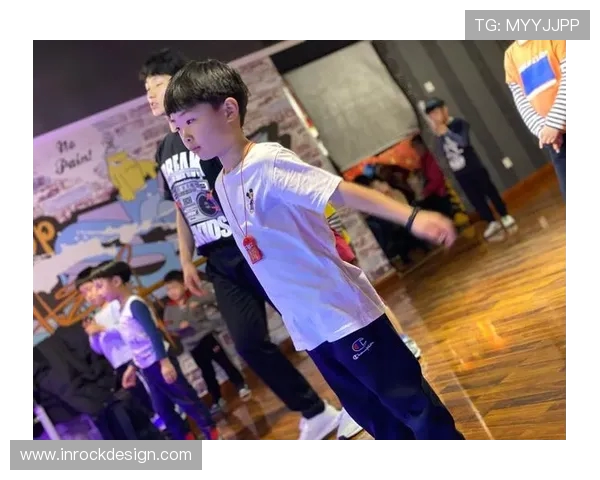 深圳街舞队的盯防策略揭秘：深度解析街舞文化与团队协作