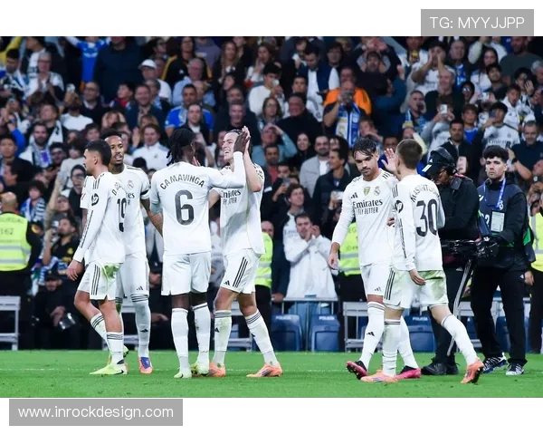 皇马社会迎战巴伦西亚争夺西甲积分榜关键胜利 皇马社会迎战巴伦西亚争夺西甲积分榜关键胜利